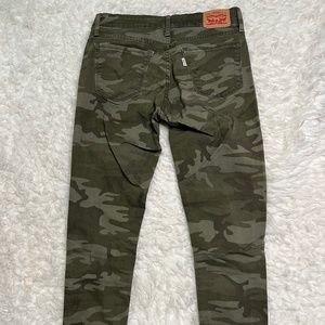 Levi Skinny Camo Jeans